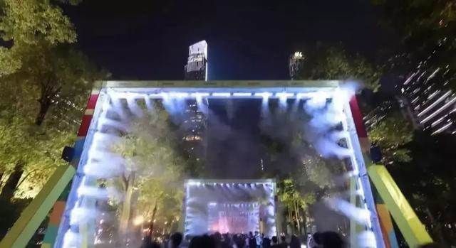 廣州科學(xué)城廣場(chǎng)燈光噴泉音樂秀表演