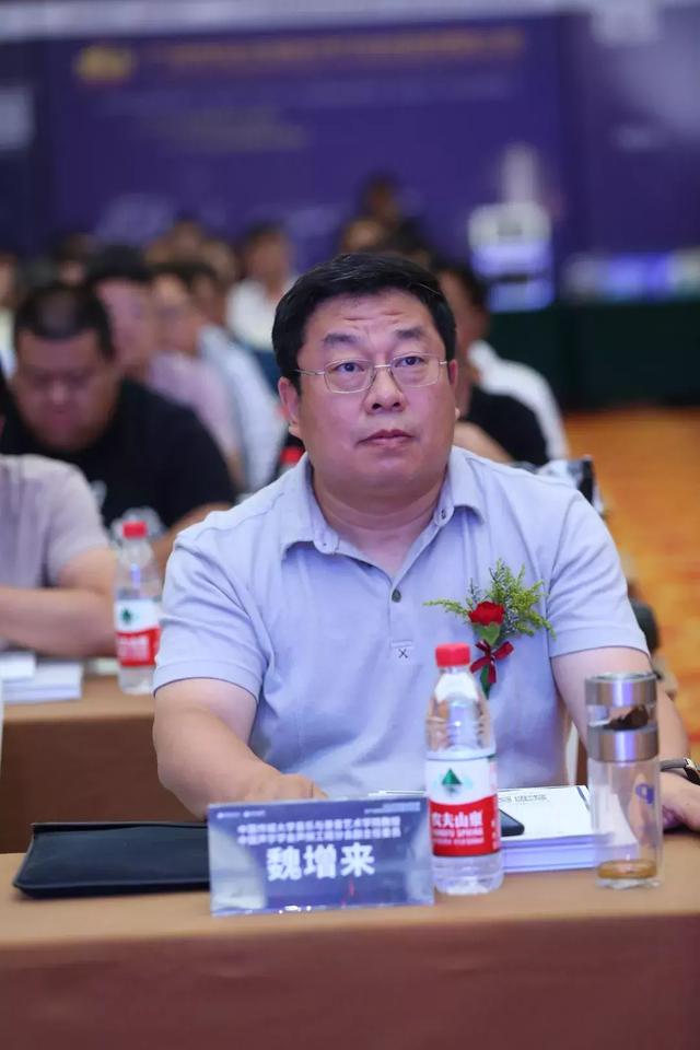 中國(guó)傳媒大學(xué)音樂與錄音藝術(shù)學(xué)院教授、中國(guó)聲學(xué)學(xué)會(huì)聲頻工程分會(huì)副主任委員 魏增來